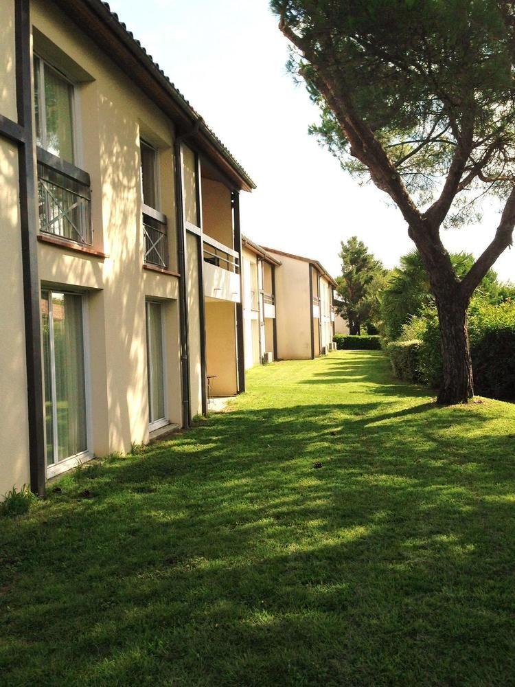 Hotel Residence Les Pins Galants Тунефей Екстериор снимка