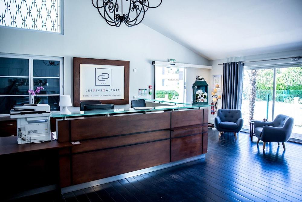 Hotel Residence Les Pins Galants Тунефей Екстериор снимка