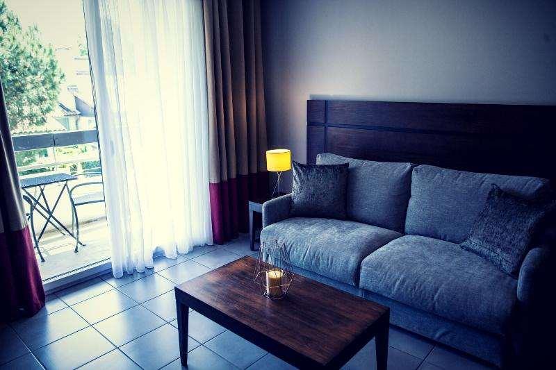 Hotel Residence Les Pins Galants Тунефей Стая снимка
