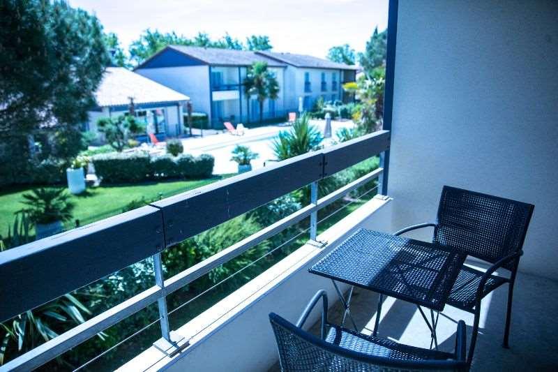 Hotel Residence Les Pins Galants Тунефей Екстериор снимка