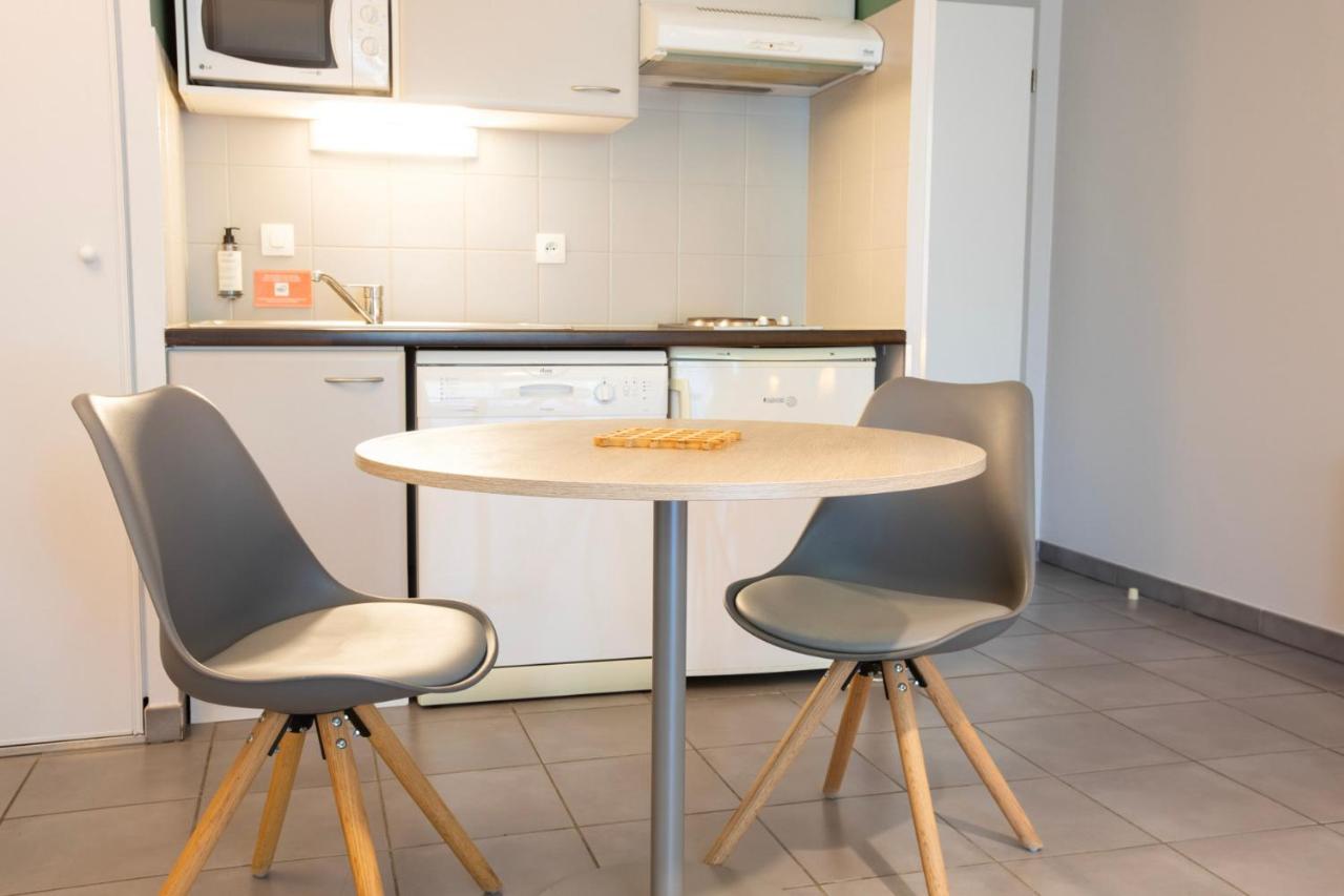 Hotel Residence Les Pins Galants Тунефей Екстериор снимка